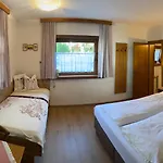 Guest house Schwemberger Ohne Fruehstueck 3*