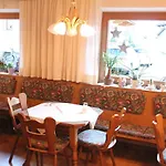 Schwemberger Ohne Fruehstueck Guest house