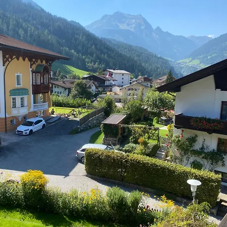 Schwemberger Ohne Fruehstueck Mayrhofen