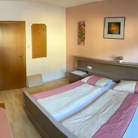 Casa de hóspedes Schwemberger Ohne Fruehstueck 3*