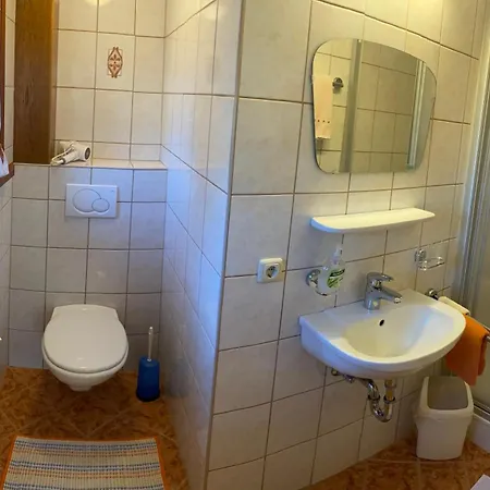 Casa de hóspedes Schwemberger Ohne Fruehstueck 3*