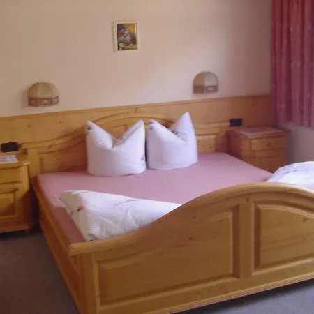 Schwemberger Ohne Fruehstueck בית הארחה 3*