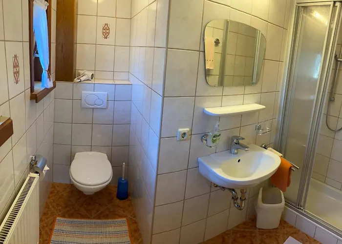 Pensión Schwemberger Ohne Frühstück 3*