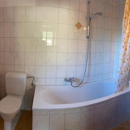 Schwemberger Ohne Fruehstueck 3* Mayrhofen